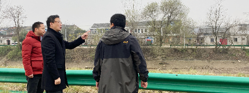 中水龙8国际总裁李兵 巡查淠史杭灌区量测水1标项目部事情