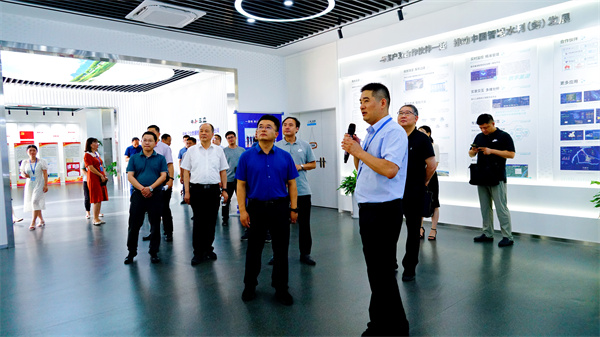 龙8-long8(国际)唯一官方网站